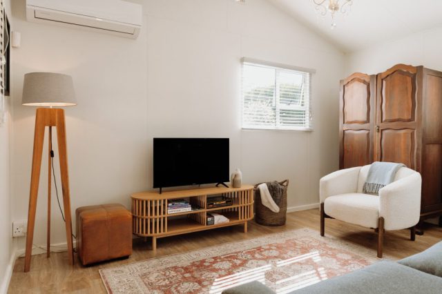Gorgeous Gala TV Lounge